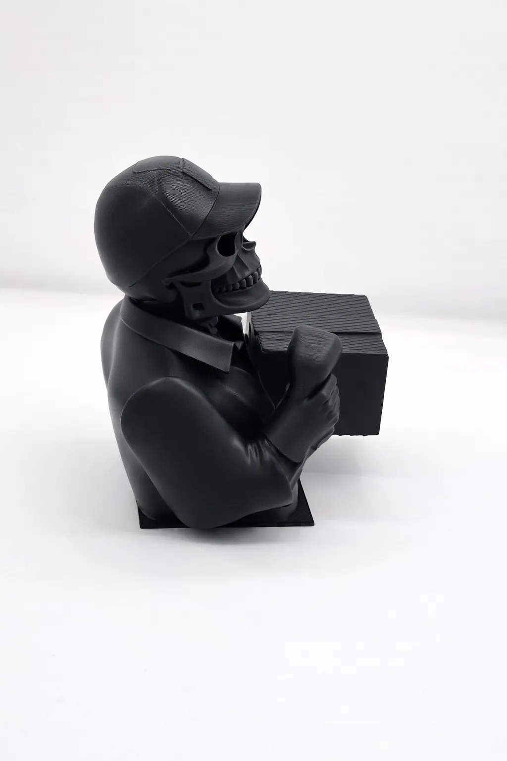 Delivery skull