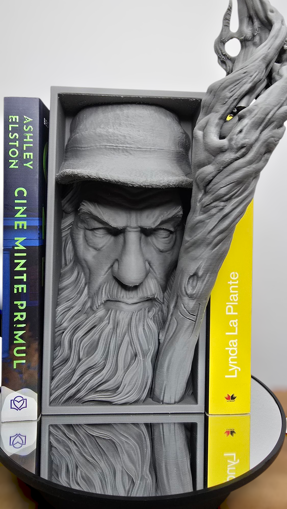 Gandalf Texture Grey