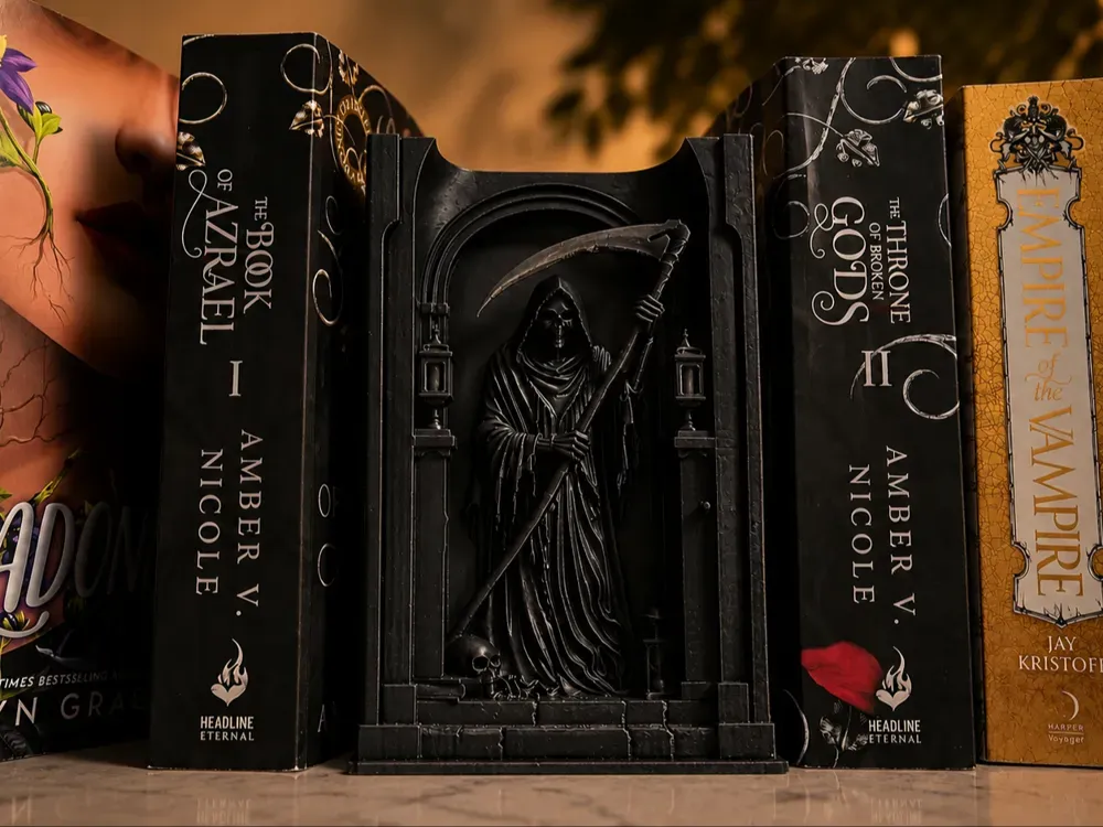 Grim Booknook