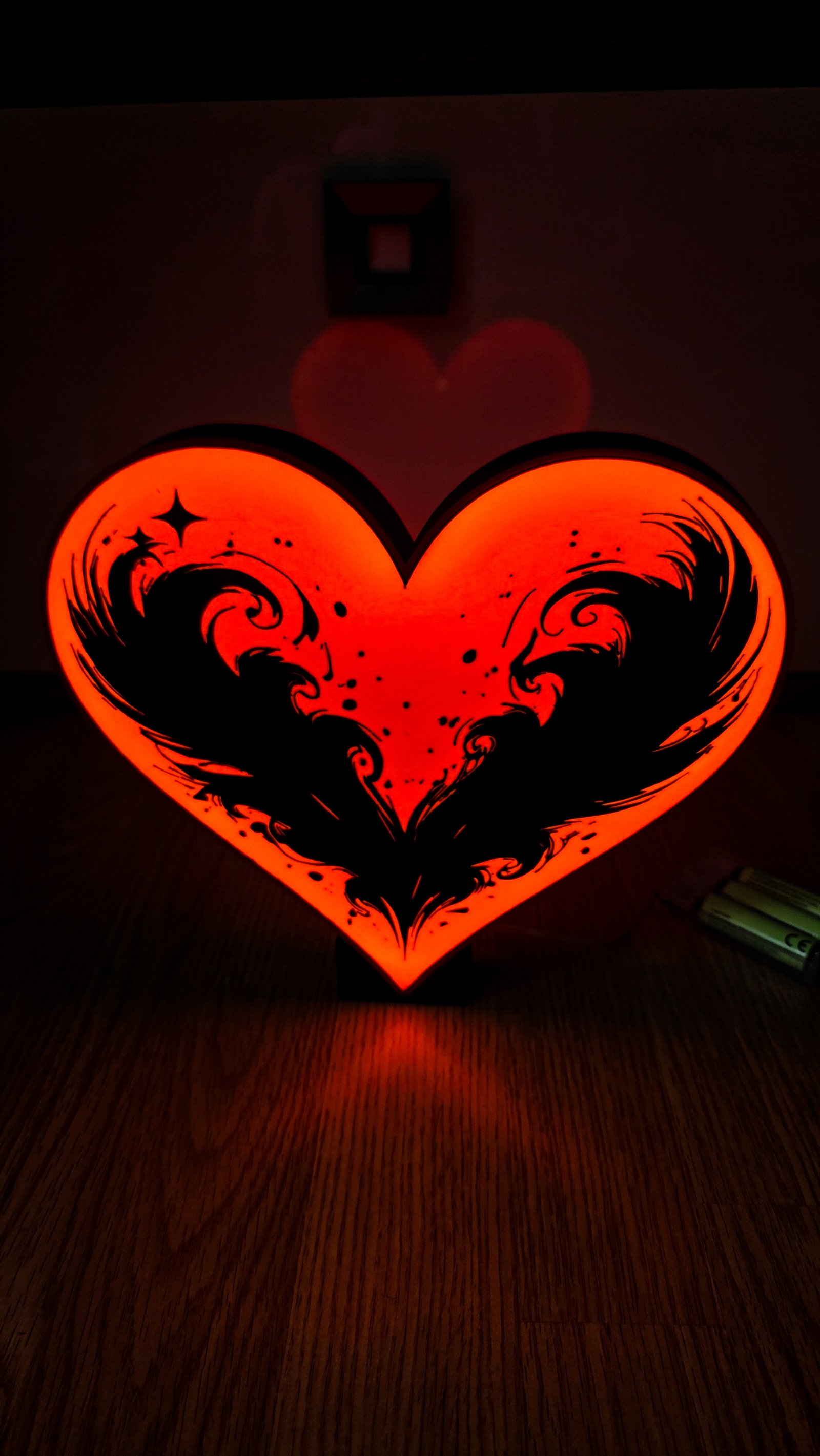 Lampa Inima Red Black