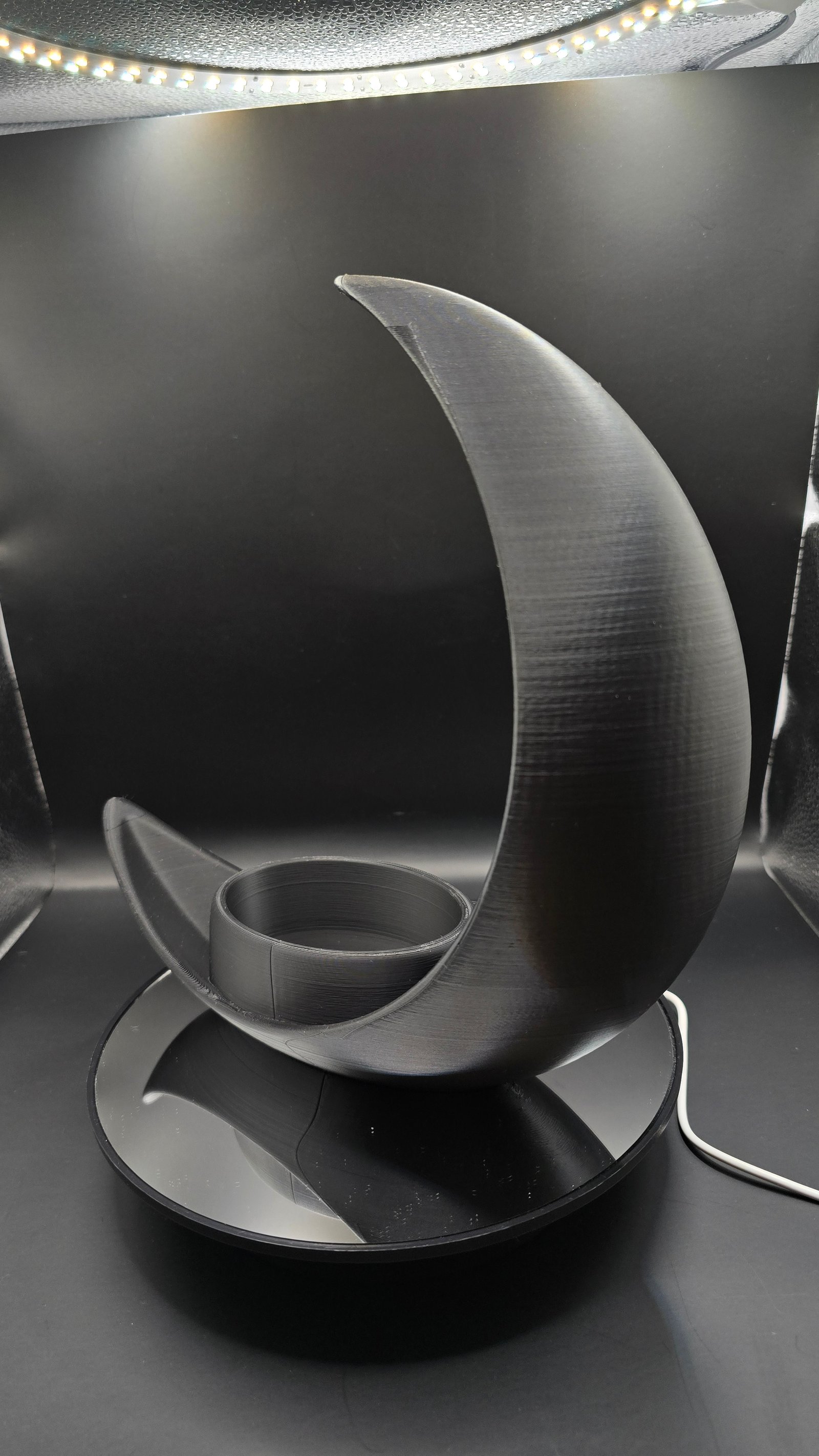 Preview Luna Ghiveci Decorativ