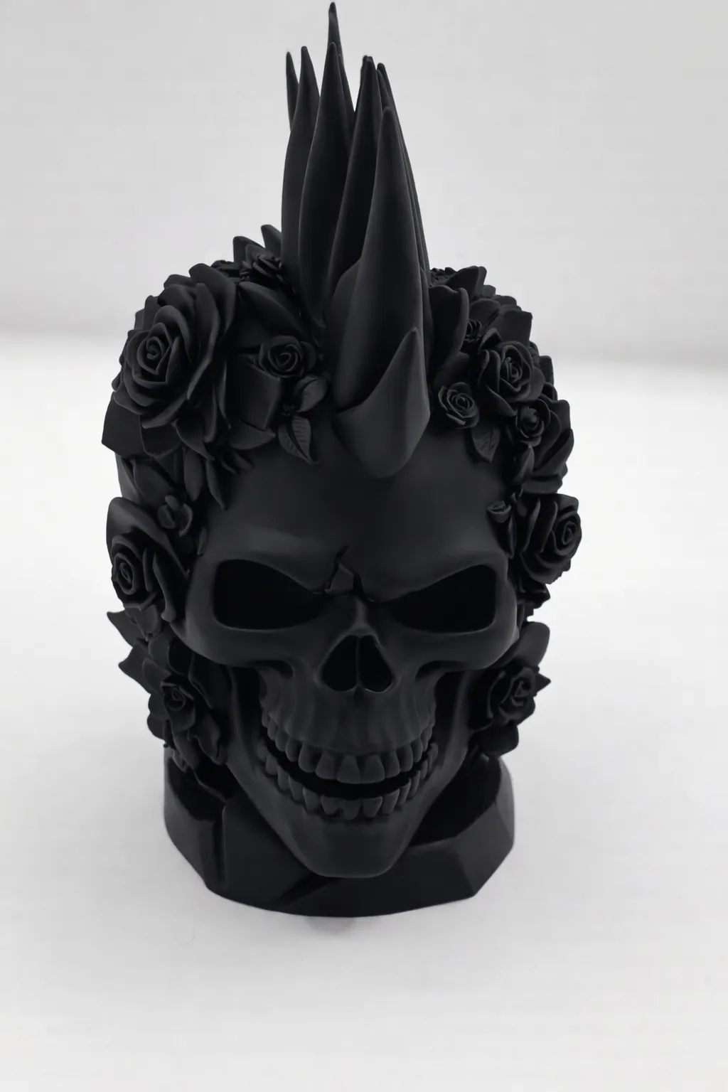 Thorn Punk Skull